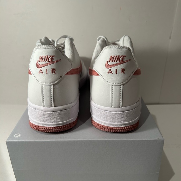 Air Force 1 Low Stardust - Picture 3 of 4